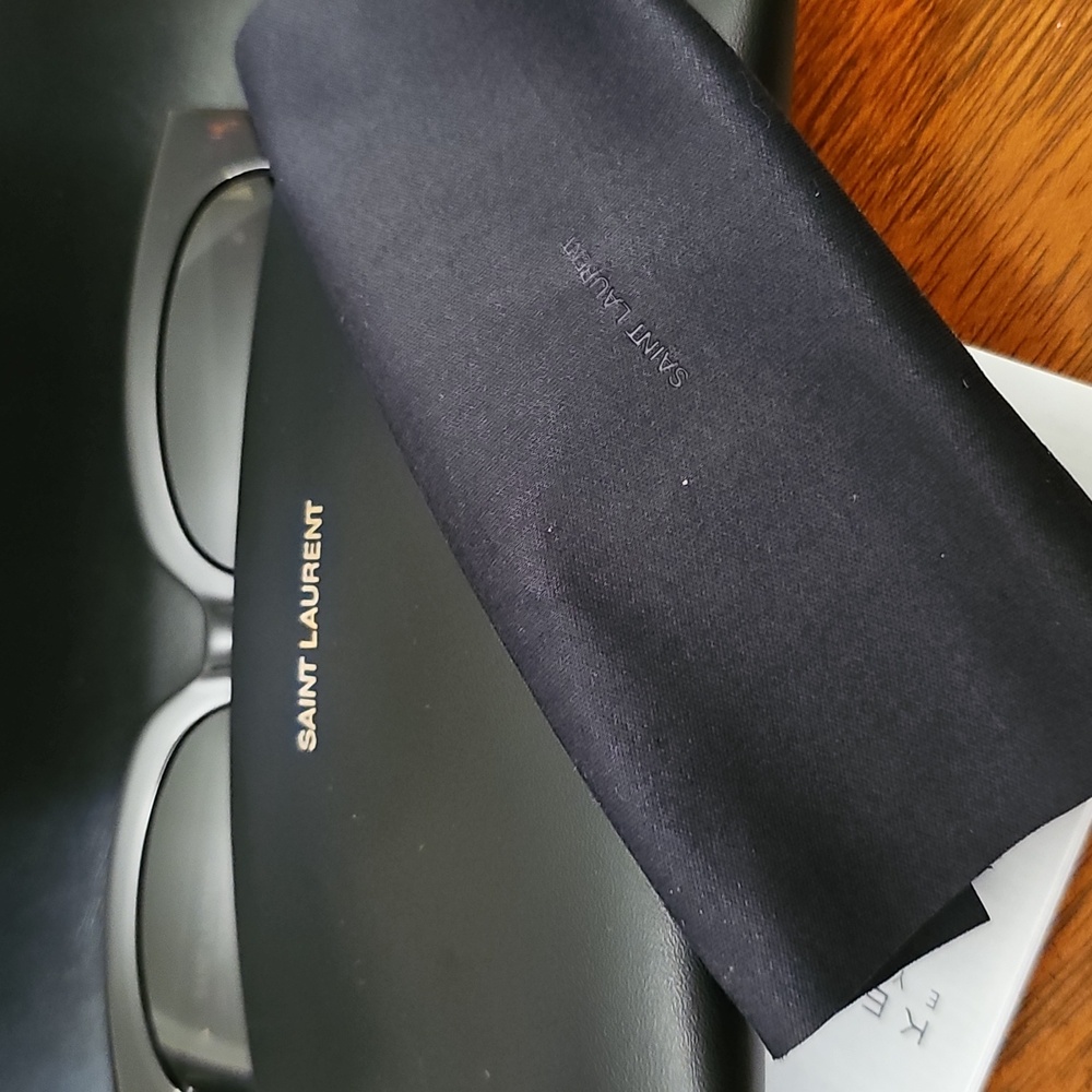 NWT Authentic Yves Saint Laurent Sunglasses - Picture 11 of 11